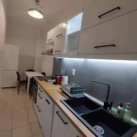 Pangrati Varnava -1 Bedroom Flat * Athens